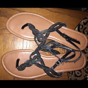 American Eagle Sandals